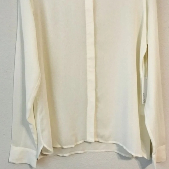 New! Reformation The Violet Ivory Button Down Top - Picture 7 of 12